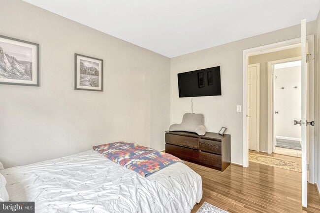 Building Photo - 10431 Todman Landing Ct
