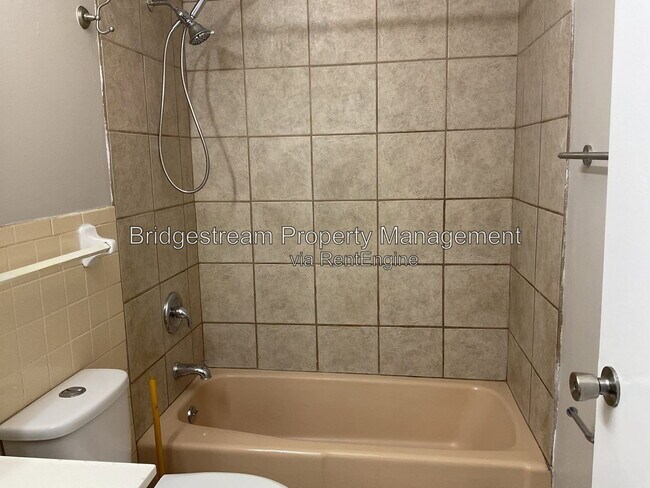 Building Photo - 4953 Leeper St