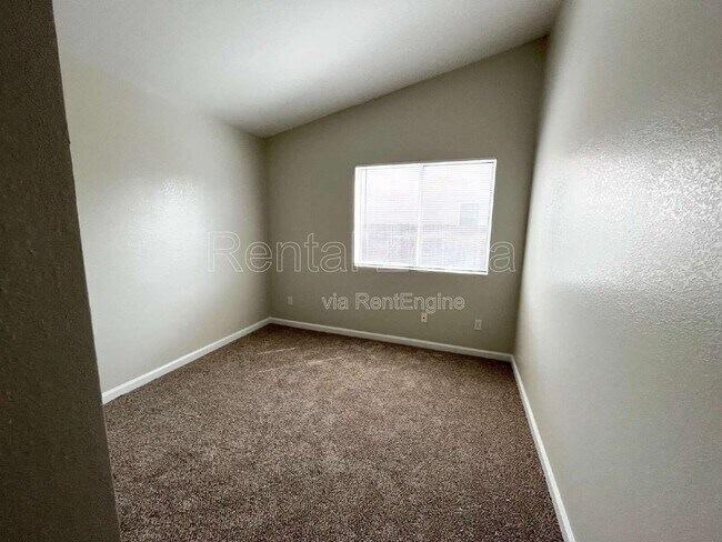 Building Photo - 1209 Duck Blind Cir