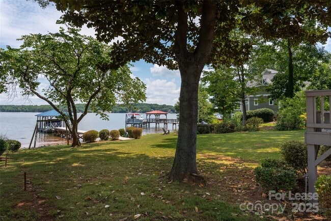 Building Photo - 5006 Kiser Island Rd