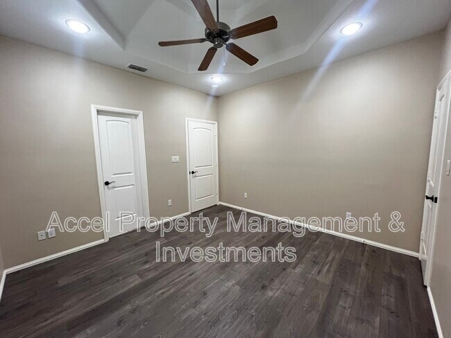 Building Photo - 1301 San Felipe Dr