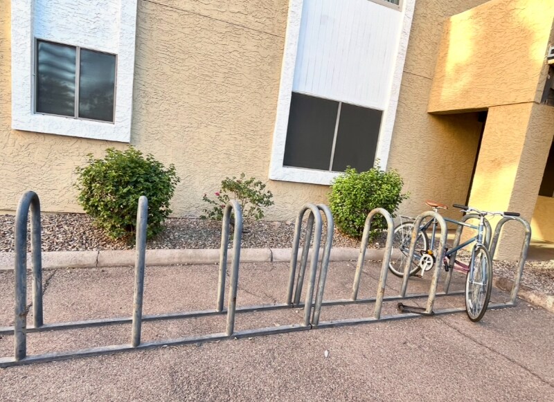 Building Photo - 1014 E Spence Ave