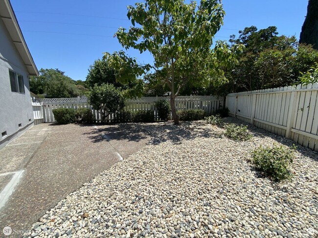 Building Photo - Charming 2BD/2BA House in Temelec!