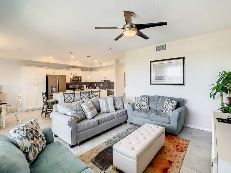 Building Photo - 4731 Clock Tower Dr