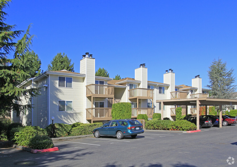 Building Photo - AMBER GLEN APARTMENTS