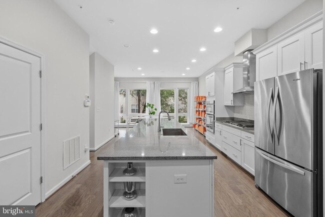 Building Photo - 110 Cambria Walk