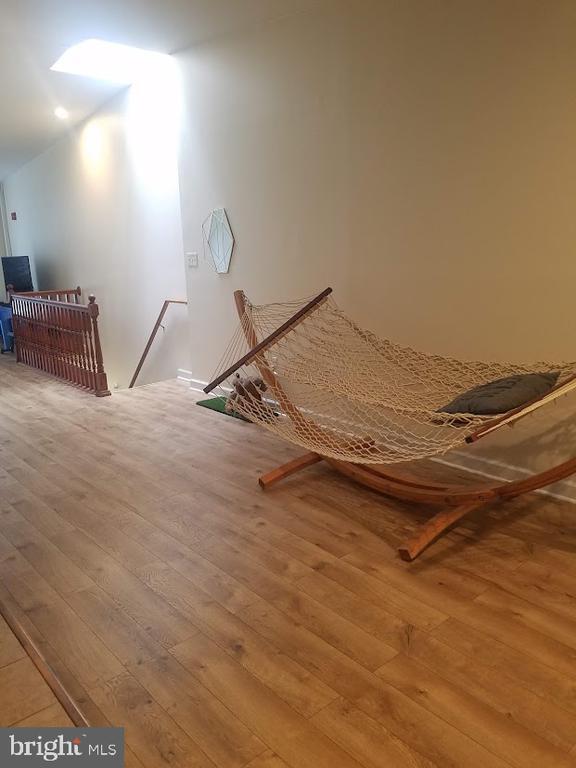 Building Photo - 319 Market St