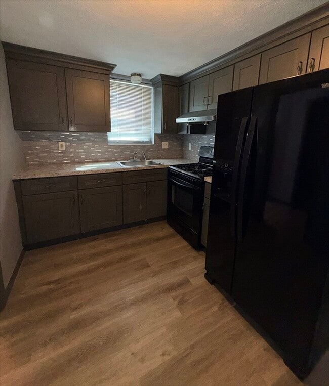 Building Photo - 43 Haith St