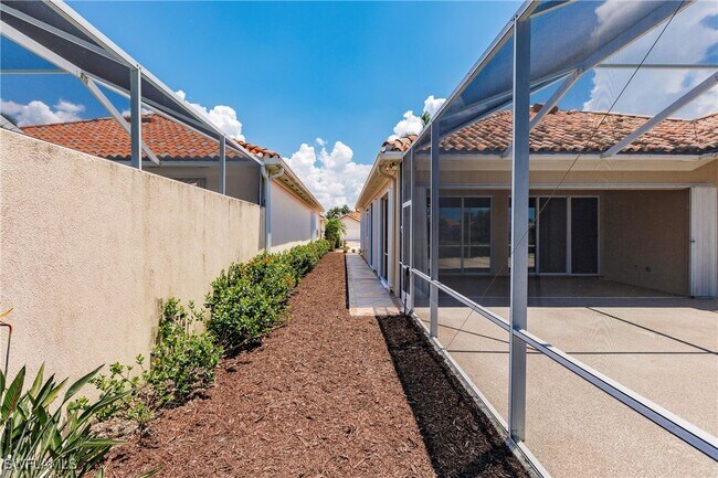 Building Photo - 3949 Isla Ciudad Ct