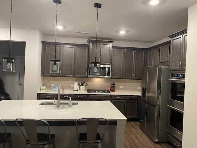 Building Photo - 112 Blue Iris Ct