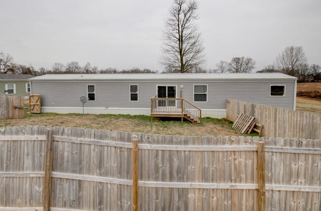 Building Photo - 295 Seays Rd