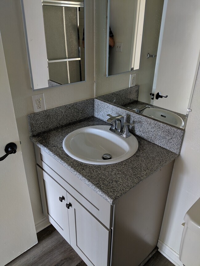 Building Photo - 1809 Berendo N St