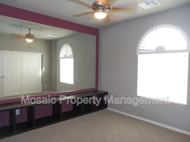 Building Photo - 3641 S Arizona Pl