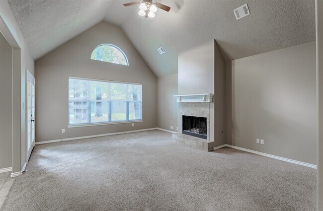Building Photo - 14918 Pollux Dr