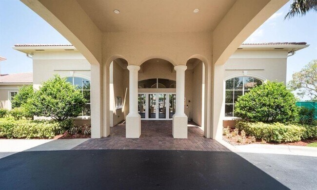 Building Photo - 5717 Spanish River Rd