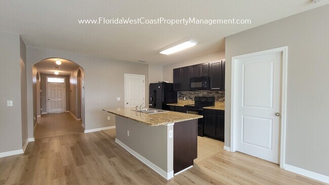 Building Photo - LOVELY 3 BEDROOM/2 BATH HOME WITH FENCED YARD! WILLOW WALK- PALMETTO!!!