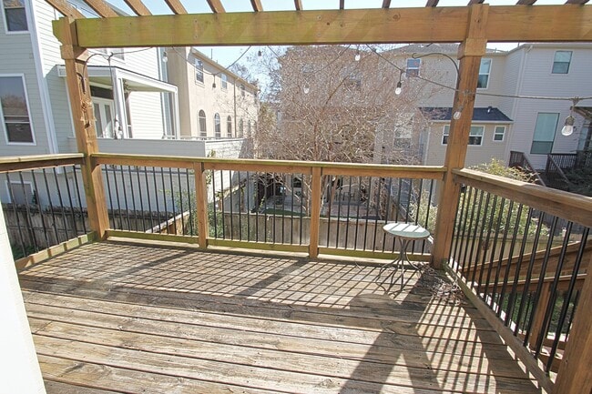 Building Photo - 1317 Bomar St