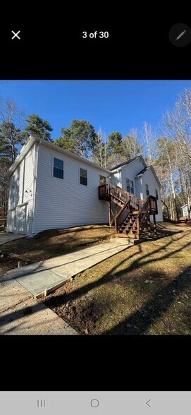 Building Photo - 3910 Maple Wood Trail