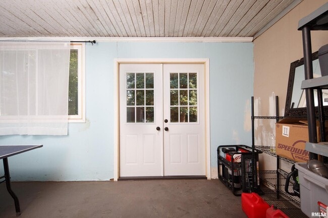 Building Photo - 4304 36th Ave