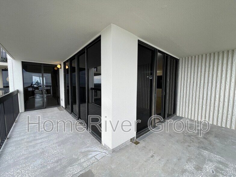 Building Photo - 2413 Bayshore Blvd