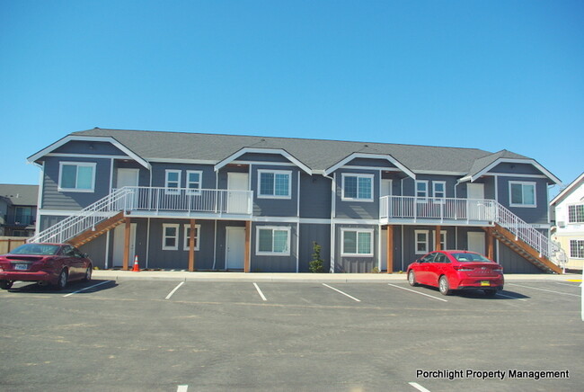 Building Photo - 2041 Andress Ln