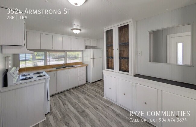 Building Photo - 3524 Armstrong St