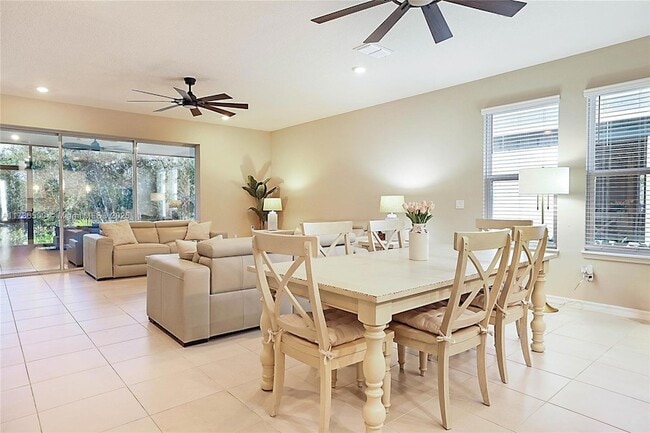 Building Photo - 545 Ranch Oak Cir