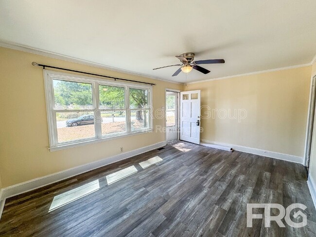 Building Photo - 1403 Clingman St