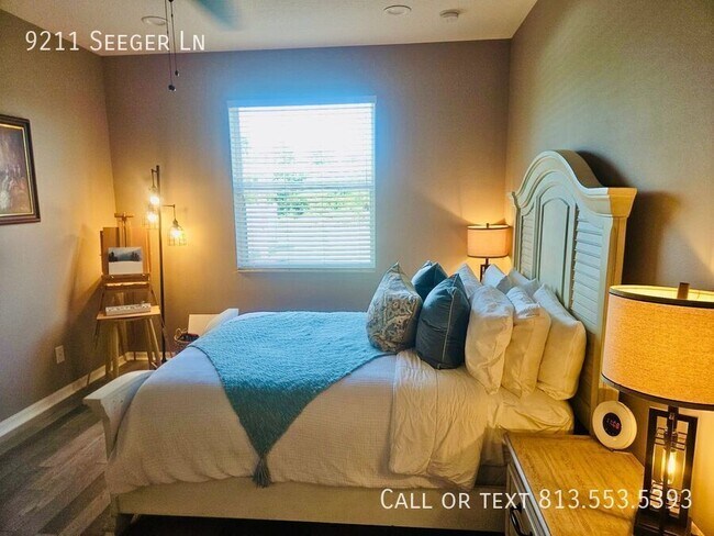 Building Photo - 9211 Seeger Ln