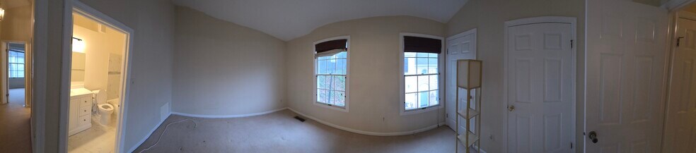 Building Photo - 5067 9th St S