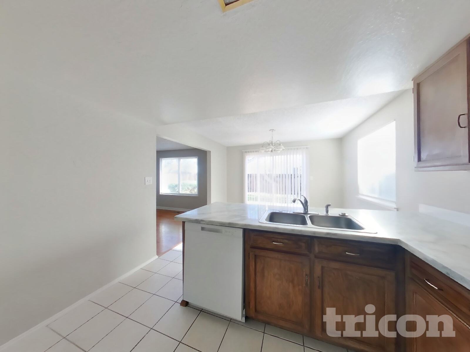 Building Photo - 2572 Wabash Cir