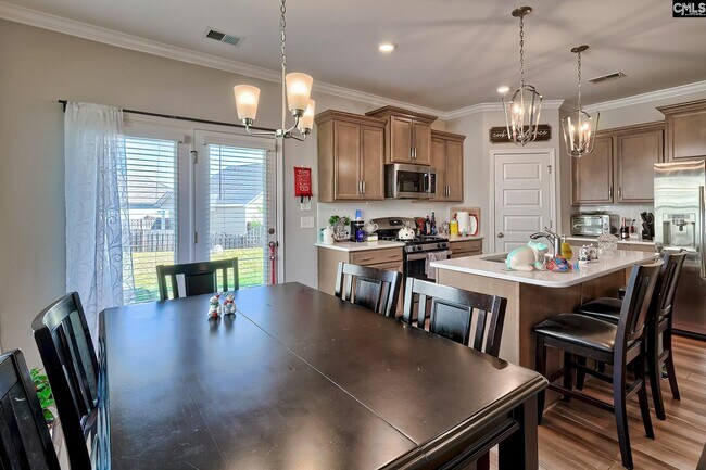 Building Photo - 453 Durwin Wy