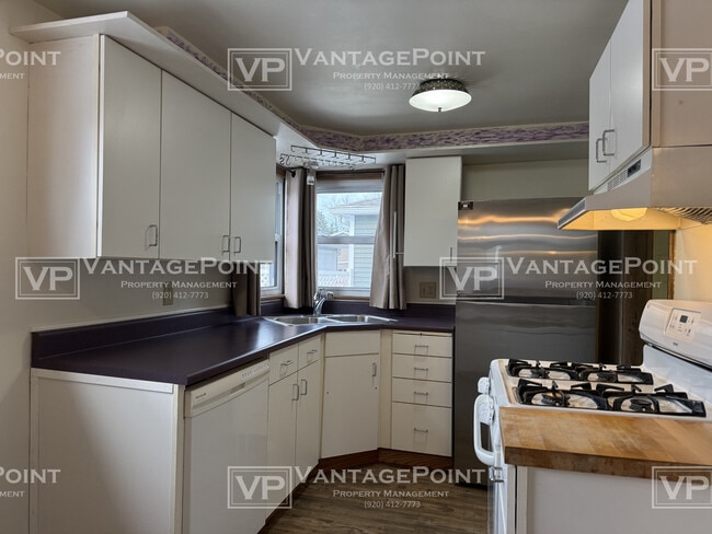 Building Photo - 1838 12th Ave