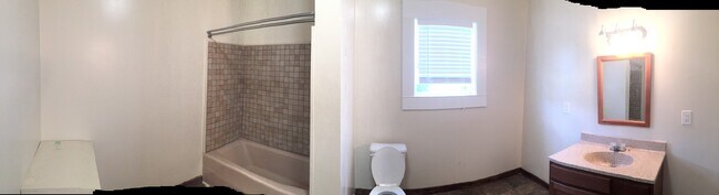 Building Photo - Remodeled 3 BDR / 1 BA Home, Small Town Living