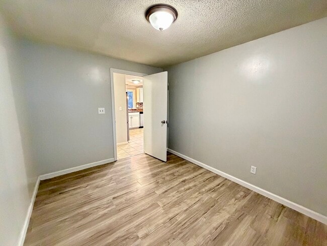 Building Photo - 22 Simpson Cir