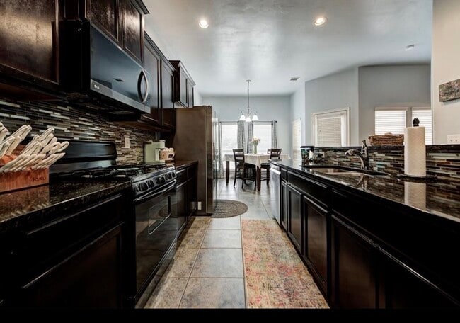 Building Photo - 11905 Whitney Way