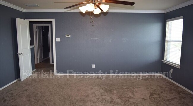 Building Photo - 3136 Rockwell Ln