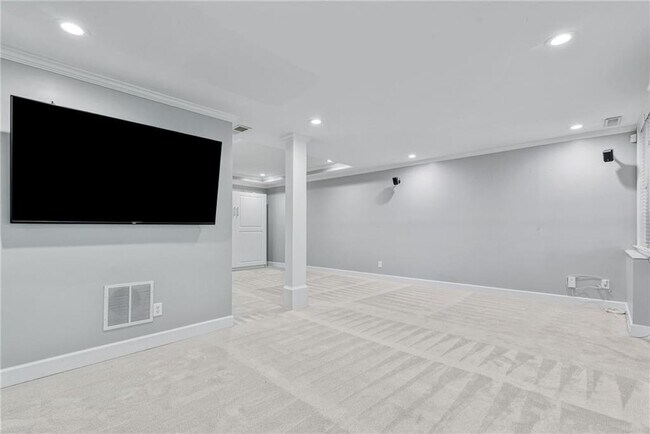 Building Photo - 1362 Cartecay Dr NE