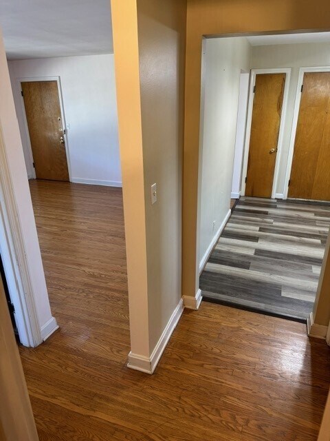 Building Photo - 322 Delray Rd