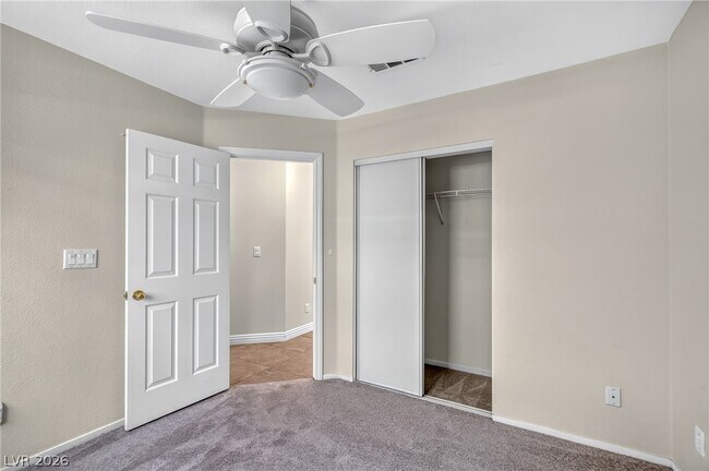 Building Photo - 630 Beresford Ave