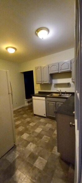 Building Photo - 816 3rd Ave