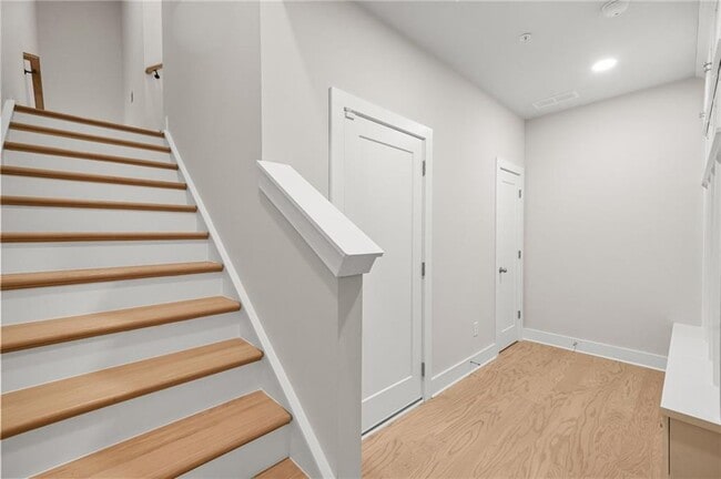 Building Photo - 1500 Wicker Wood Pl