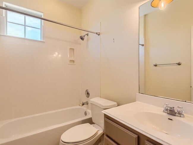 Building Photo - 2210 Onion Creek Pkwy