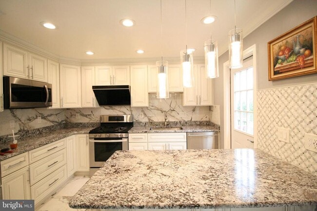 Building Photo - 632 Ivy League Ln