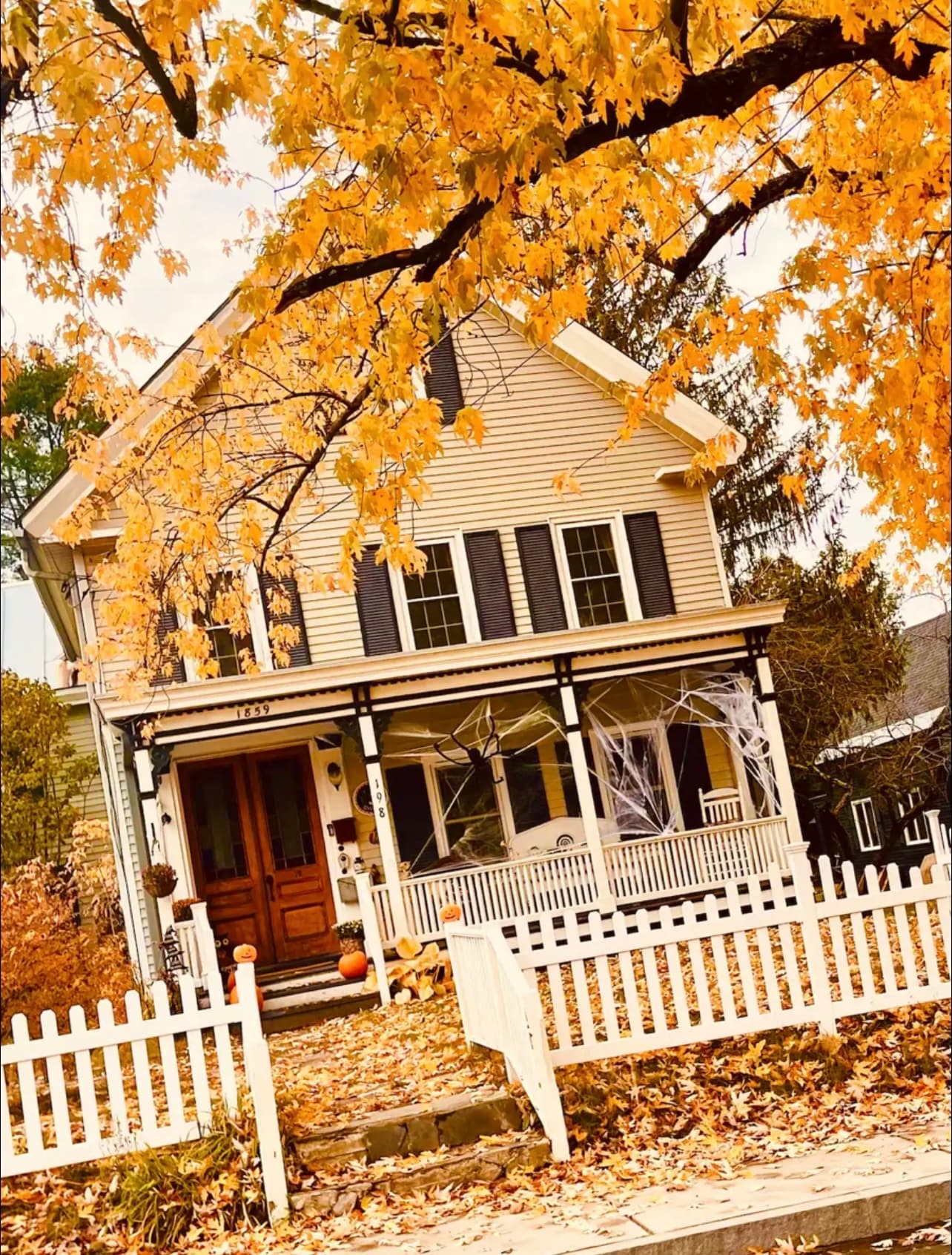 Building Photo - 198 S Main St