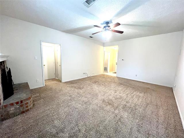 Building Photo - 4555 W Lake Highlands Dr
