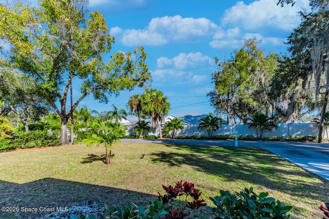 Building Photo - 177 Woodland Dr