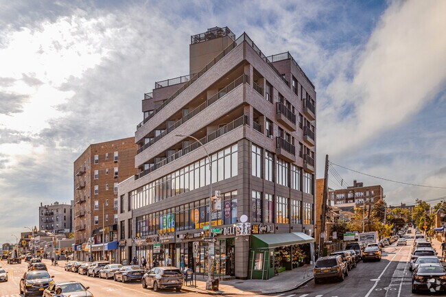 Primary Photo - 7410 Broadway