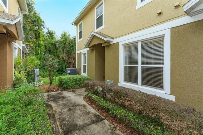 Building Photo - 1532 Broken Oak Dr