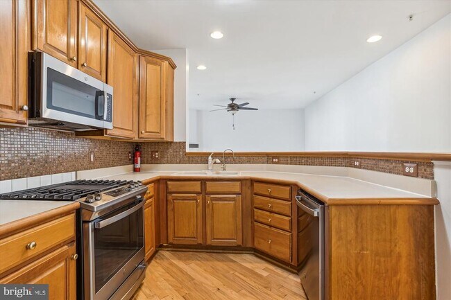 Building Photo - 20238 Portsmouth Blvd